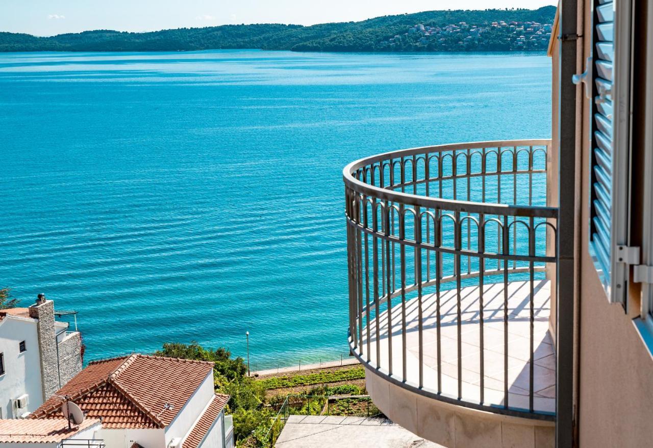 Apartments More Trogir Buitenkant foto