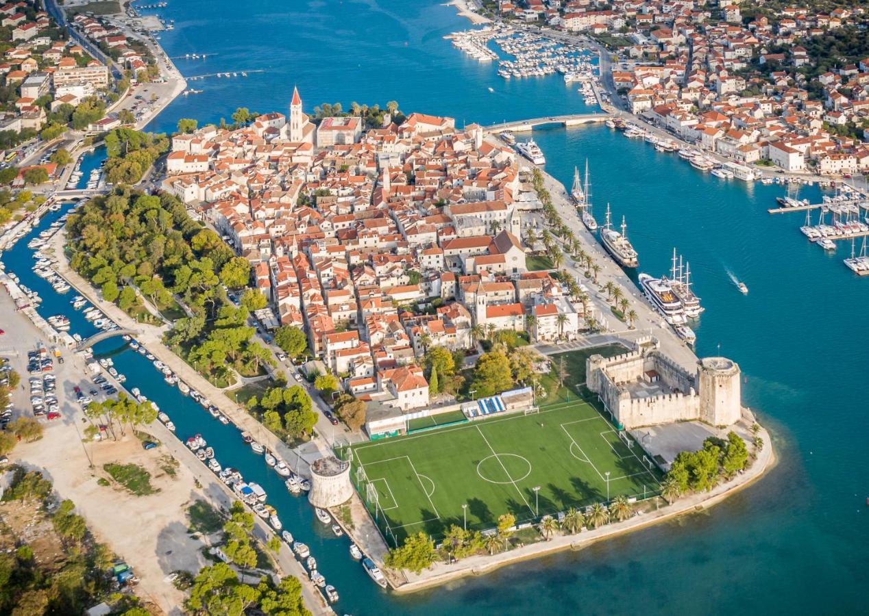 Apartments More Trogir Buitenkant foto